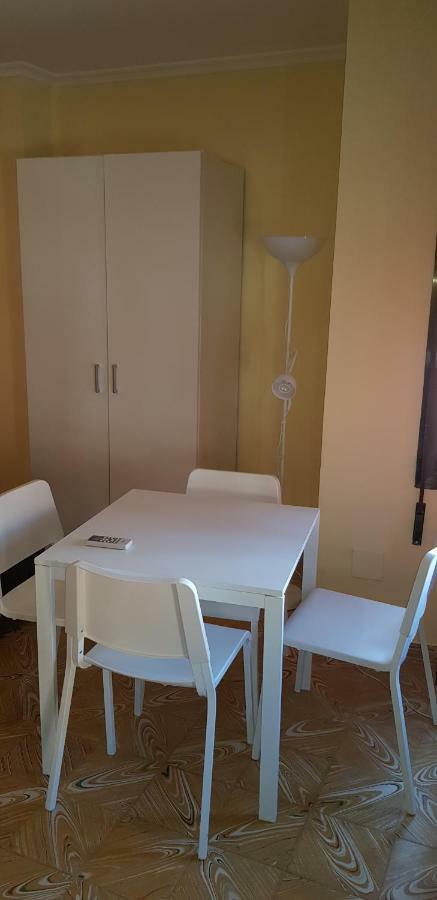 Sleep Turia Apartamentos Casinos Εξωτερικό φωτογραφία