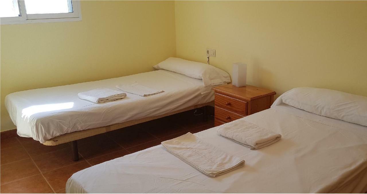 Sleep Turia Apartamentos Casinos Εξωτερικό φωτογραφία